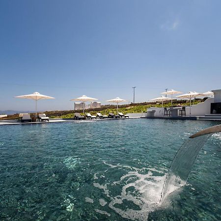 Serenita Luxury Suites Akrotírion Екстериор снимка