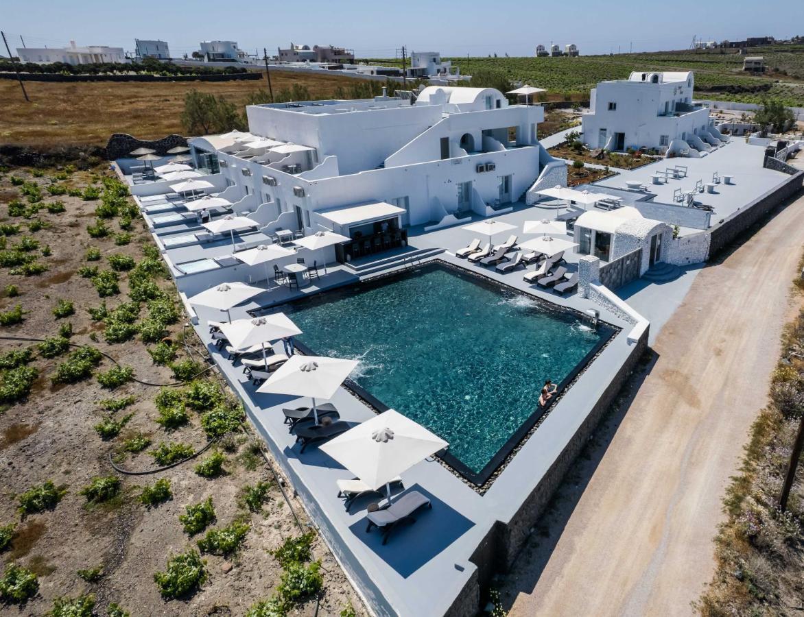 Serenita Luxury Suites Akrotírion Екстериор снимка