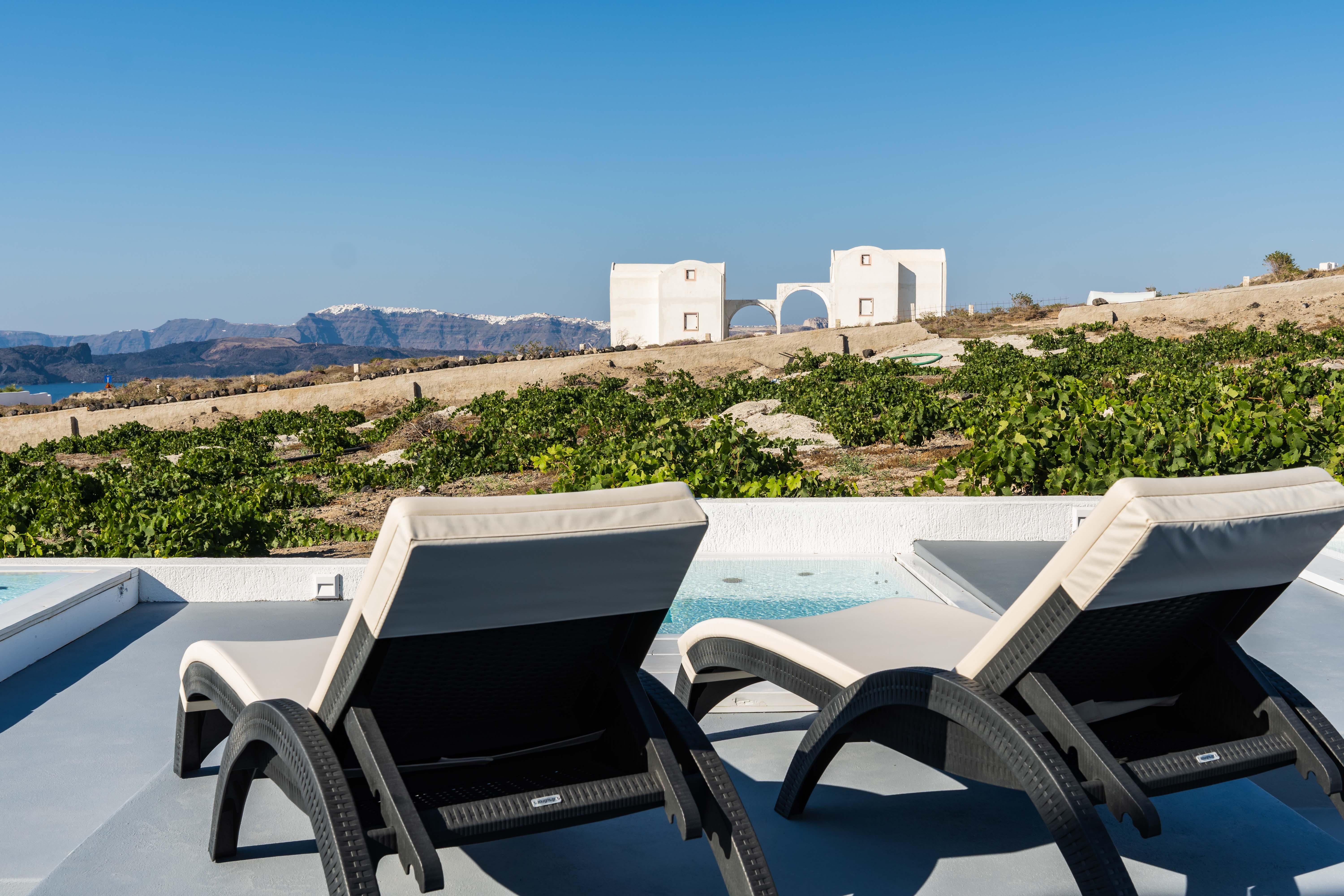 Serenita Luxury Suites Akrotírion Екстериор снимка